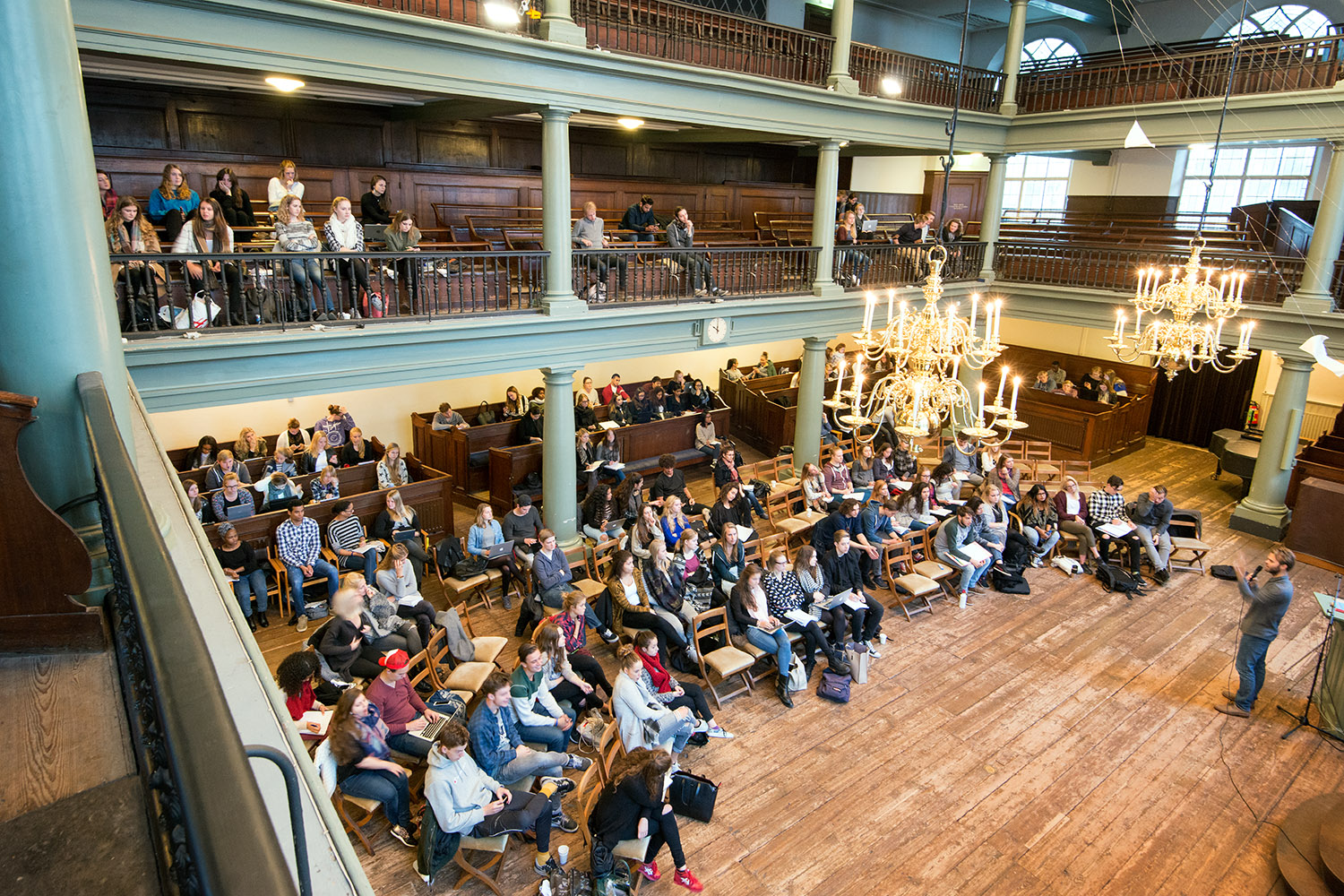 Opening academisch jaar | Als gesprekken stokken