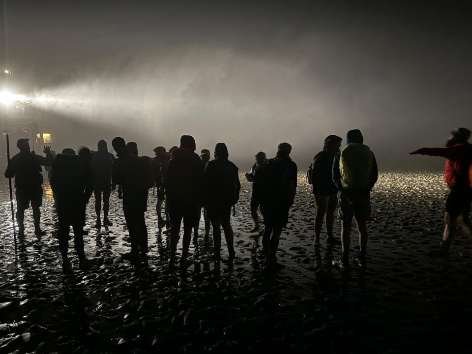 En de golven weken uiteen: een nachtelijke pelgrimage naar Schiermonnikoog